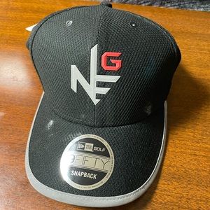 NWT new era golf hat